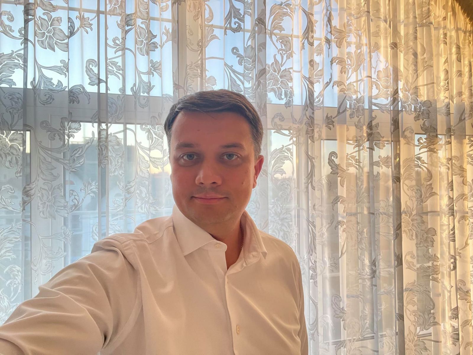 Вдруге підхопив коронавірус: що відомо про стан здоров’я Разумкова