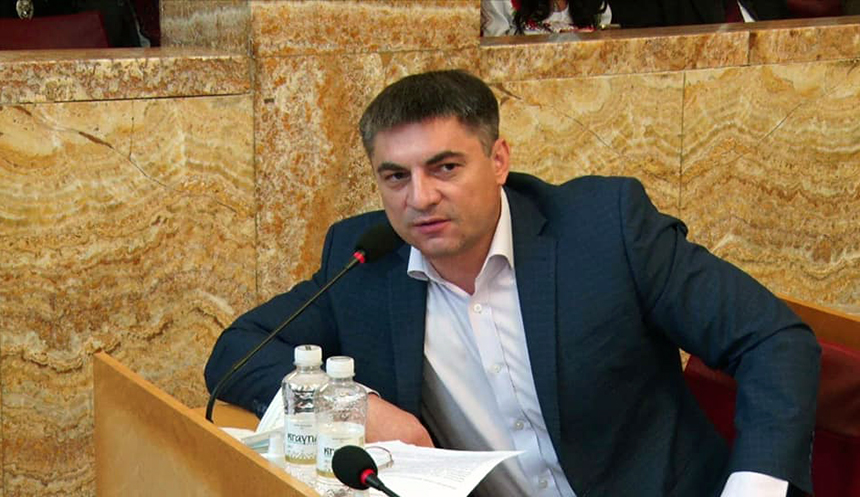 Іван Чубирко: "Свою заробітну платню за 2021 рік , як голова бюджетної комісії Закарпатської облради, передам у фонд важкохворого Павлика Мотички"