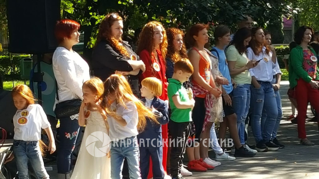 Змагалися рудоволосі: у Мукачеві пройшов конкурс RedHairDay (ФОТО)
