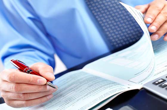 Закарпатські підприємці зможуть вести книгу обліку доходів у паперовому або електронному вигляді