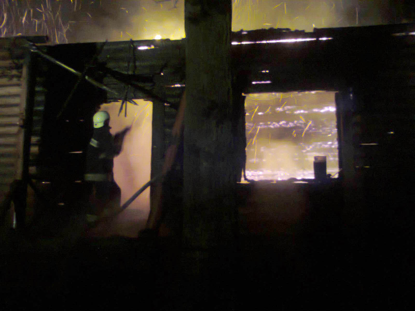 На Великоберезнянщині за вихідні сталося дві пожежі