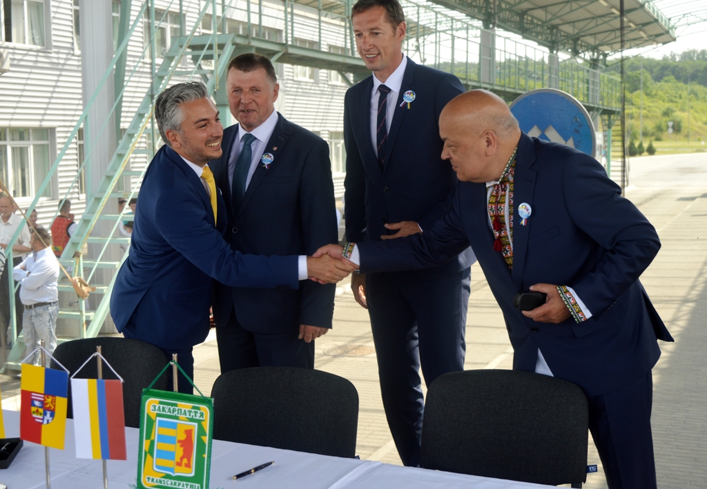 Геннадій Москаль оцінив важливість Днів добросусідства зі Словаччиною, які відбуваються на Закарпатті