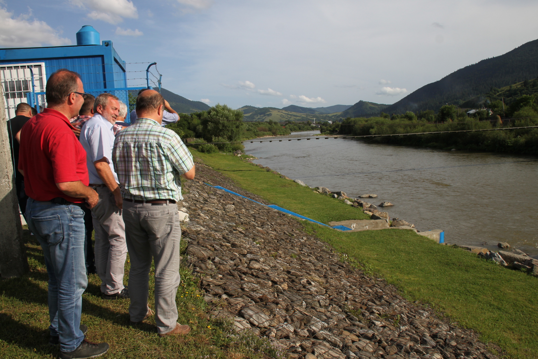 Уповноважені урядів України та Угорщини оглянули водогосподарські об’єкти на Ужі, Латориці та Ріці (ФОТО)