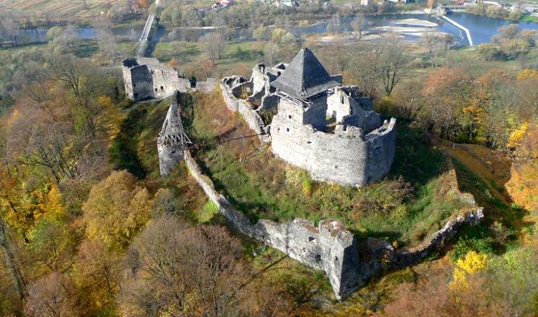 На Закарпатті судяться за середньовічний замок (ДОКУМЕНТ)