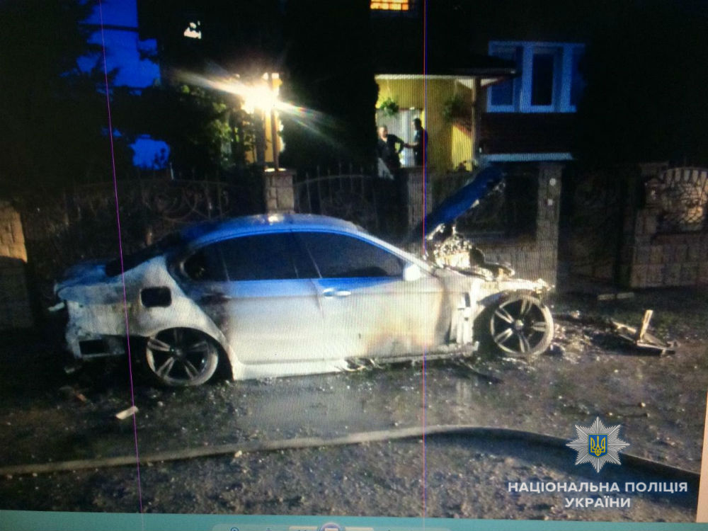 На Ужгородщині горять автомобілі (ФОТО)