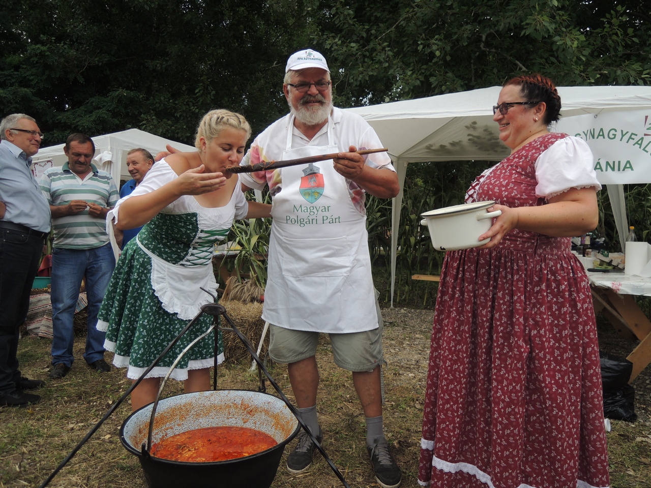 На Березнянщині відгуляли смачний міжнародний "Lecsó"-фестиваль (ФОТО)