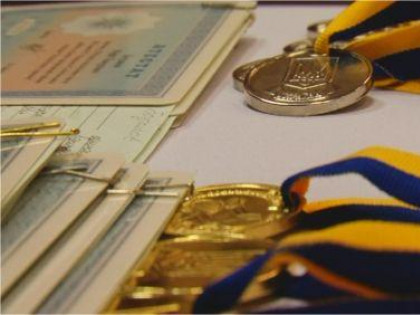 Стало відомо скільки медалістів на Виноградівщині цьогоріч