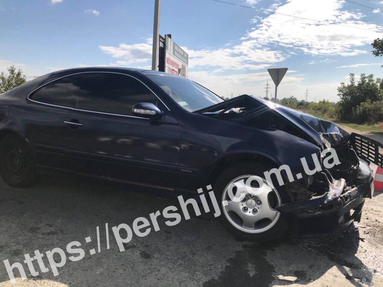 ДТП на трасі Київ-Чоп: зіткнулися два авто (фото)