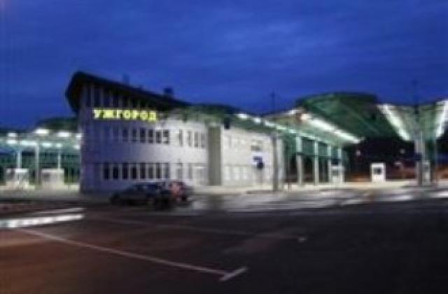 Черги перед пунктами пропуску Закарпаття із сусідніми державами