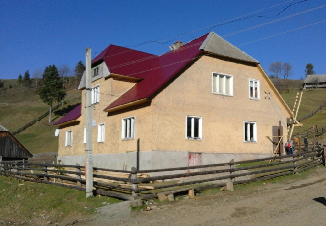 У високогірній Свободі на Міжгірщині реконструюють соцкомплекс (ФОТО)