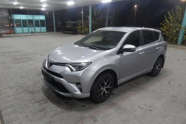 Крадене авто затримали угорські прикордонники на КПП «Берегшурань»