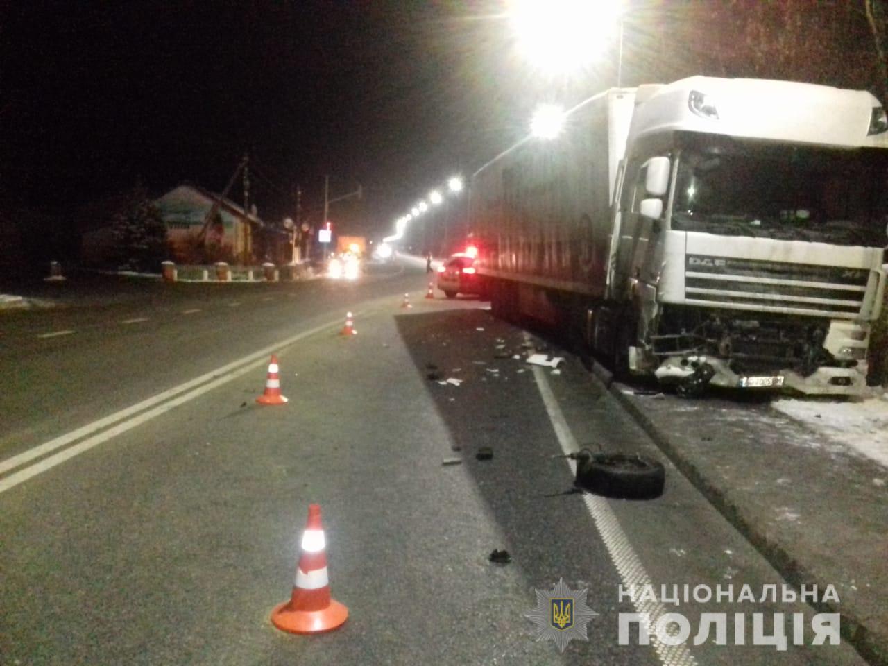 На Львівщині внаслідок ДТП загинув 18-річний водій (ФОТО)