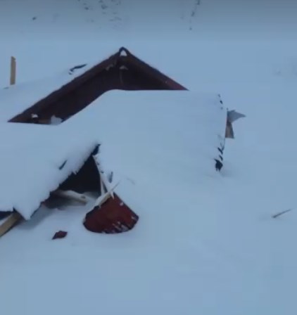 Сусідів України накрило лавиною (ВІДЕО)