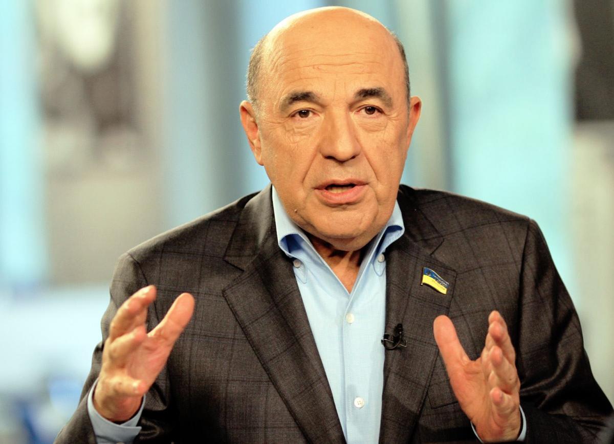 Рабінович: "Потрібно списати борги і скасувати оплату "комуналки" пенсіонерам, інвалідам та соціально незахищеним людям"