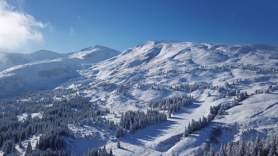 Карпати знову замело: випало майже 2 метри снігу (ФОТО, ВІДЕО)