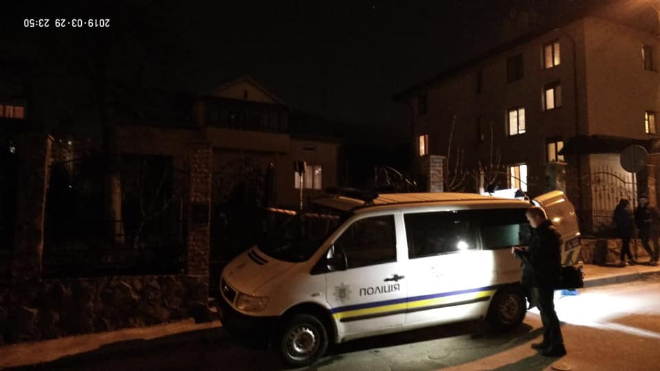 Подвійне вбивство розслідує поліція: загинули матір з дочкою (ФОТО)