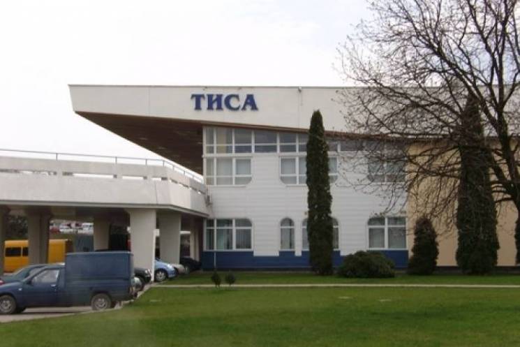 На одному із закарпатських пунктів пропуску черги майже з півсотні автівок