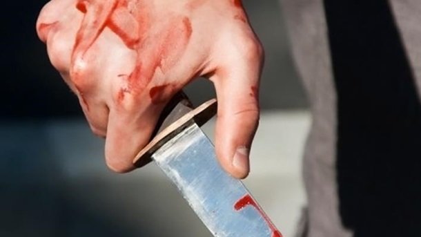 У Берегові порізали лікаря: помста?