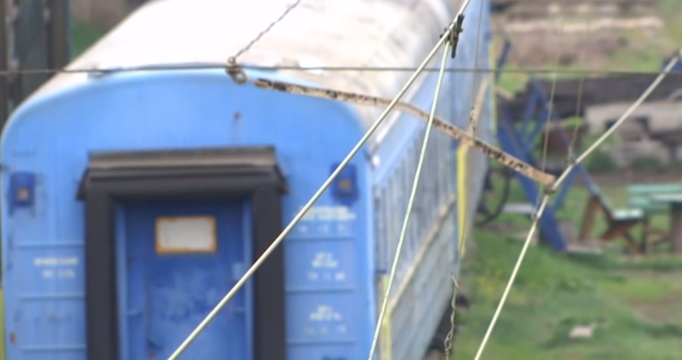 Трагічне селфі: восьмикласник пропустив через себе 27 тисяч вольт