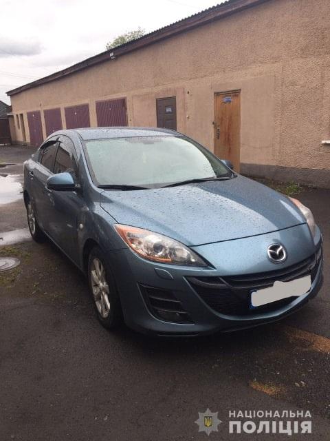 Виноградівська поліція розслідує факт угону іномарки у Великій Копані