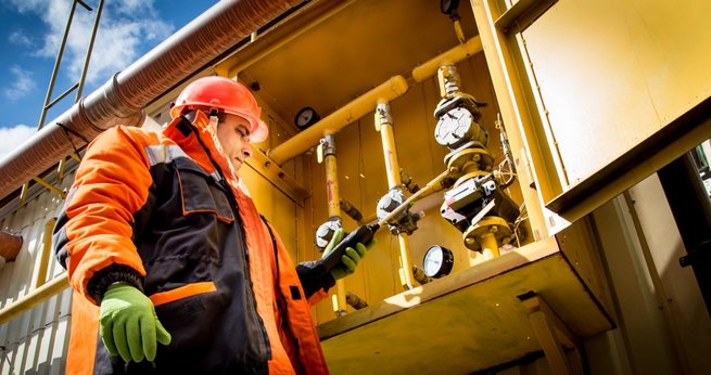 Закарпатські газовики вимагають підвищення зарплати: чи зросте вартість газу?