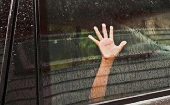 З дитсадка викрали двох сестричок: поліція ввела план "Перехоплення"