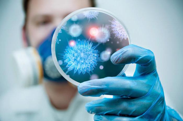 Українців винищує страшна інфекція: перші постраждалі вже в реанімації