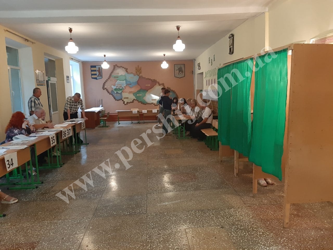 Вибори на Закарпатті: явка, порушення, ексклюзивна інформація з округів (ОНОВЛЮЄТЬСЯ)