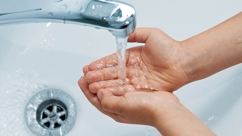 Аварія в Ужгороді, чистина жителів міста залишилася без води: стало відомо де саме