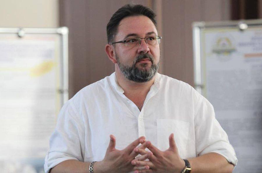 Радник Зеленського закликав «забути» про регіональні мови