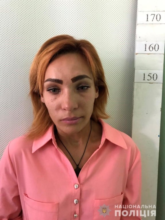 На Чернівеччині до рук поліцейських потрапила злодійка із Закарпаття (ФОТО)