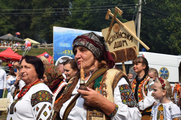На Рахівщині пройшов великий гастрономічний фестиваль «Гуцульська бриндзя» (ФОТОРЕПОРТАЖ)