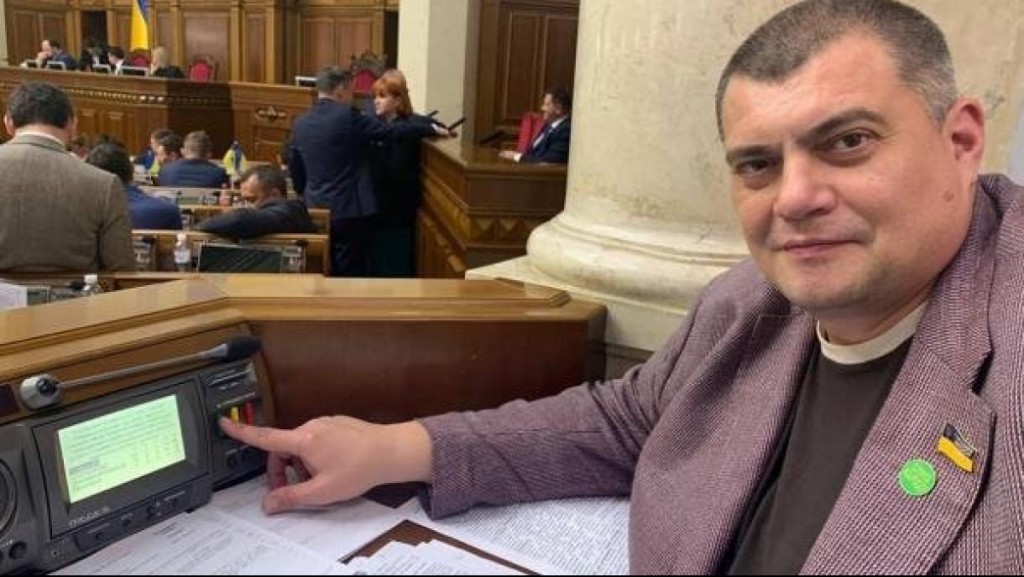 Чотири миті "Кріворожгейта", як "Юзік" з друзями ділили рідне місто Зеленського, та обговорювали принади заступника міністра Клітіної