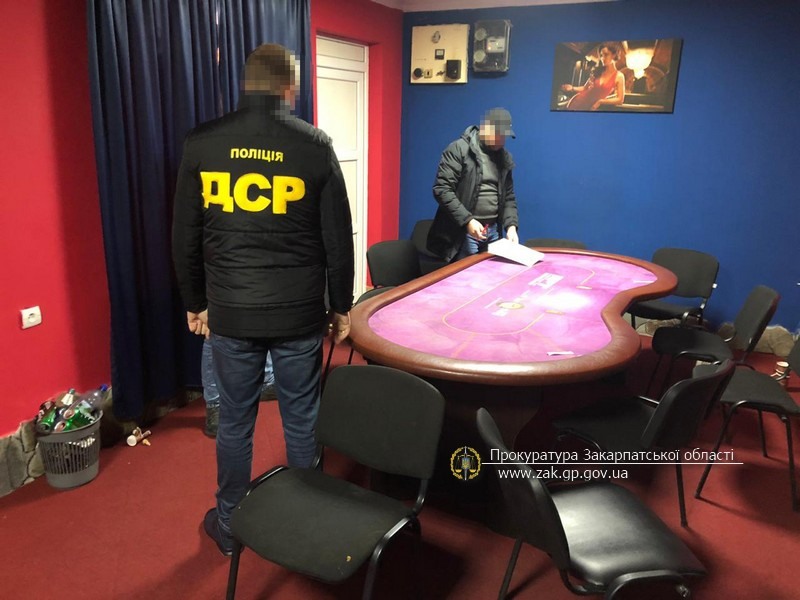 Троє закарпатців створили мережу нелегальних закладів (ФОТО)