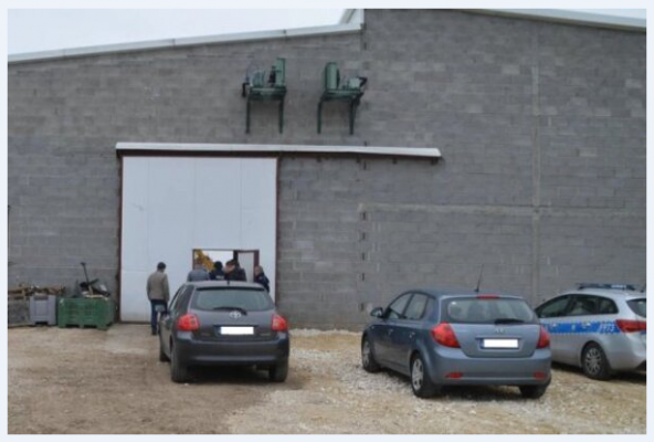 Трупи молодих Українських заробітчан знайшли у морозильній камері в Польщі