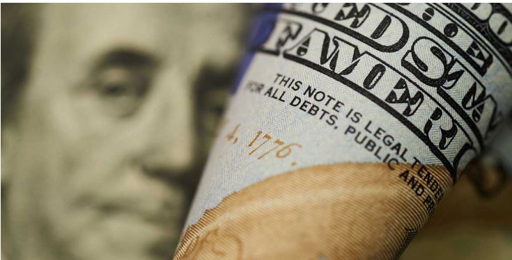 Гривня не втримала позиції: курс валют на 3 січня