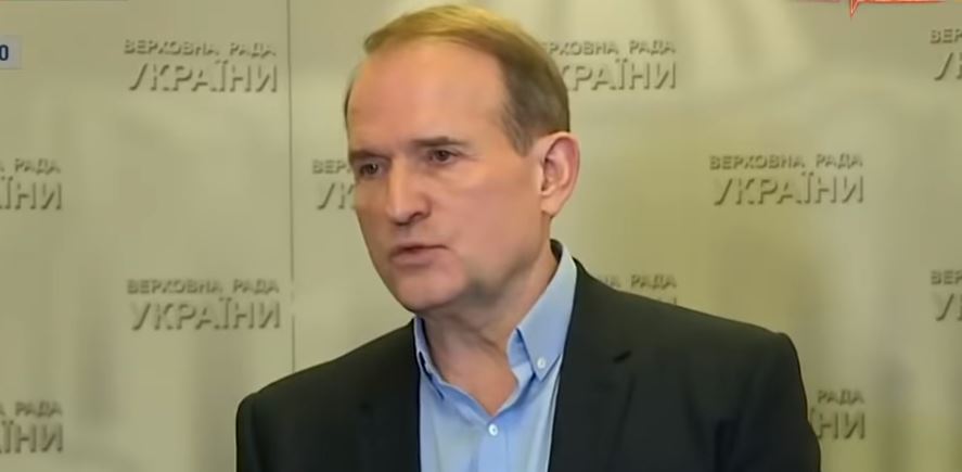 Медведчук: Підвищення сьогодні заробітних плат чиновникам і народним депутатам ‒ це злочин проти українського народу