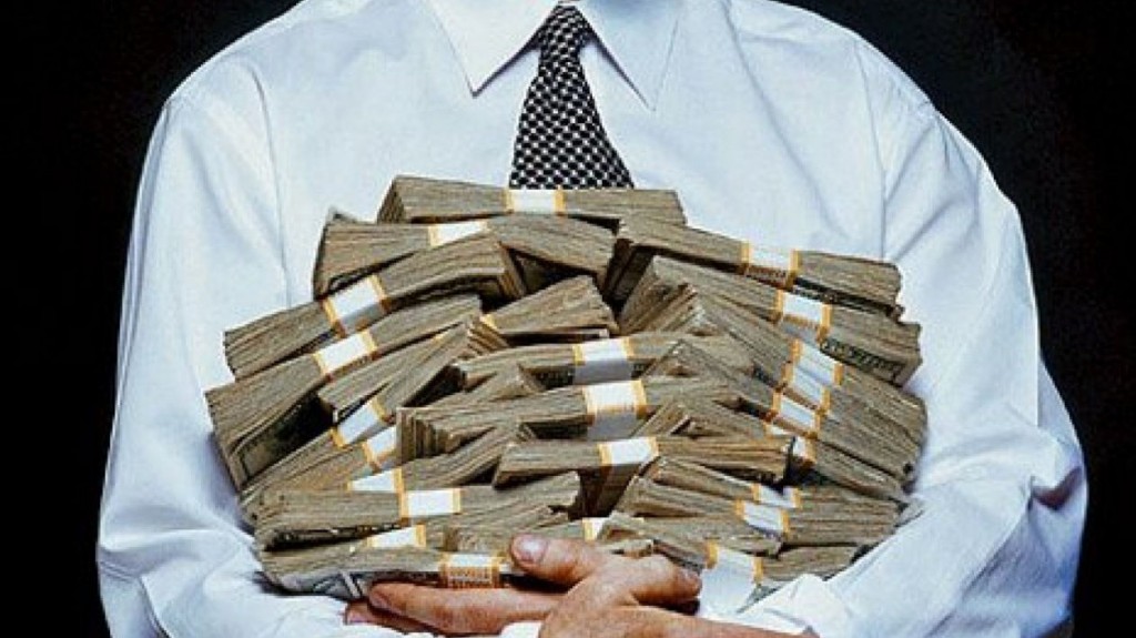 Якщо міністрів не влаштовує зарплата, нехай ідуть і заробляють, держслужба - це не заробітки - Думка (ВІДЕО)