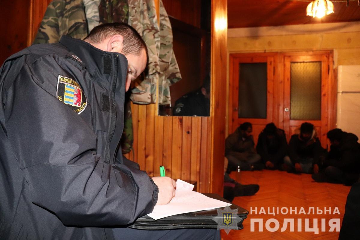 Закарпатці переховували нелегальних мігрантів (ФОТО, ВІДЕО)