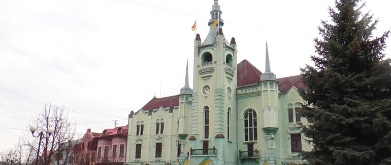 Тарифи на проїзд - угору: у Мукачеві відбулося засідання виконкому (ВІДЕО)