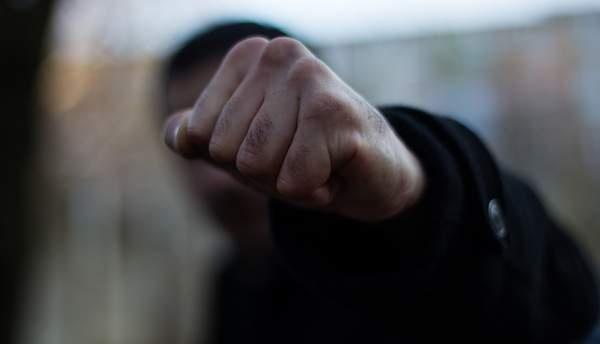 Поліція з’ясовує деталі ранкового побиття чоловіка на Закарпатті