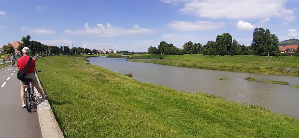 У Мукачеві побудують пішохідний міст через Латорицю