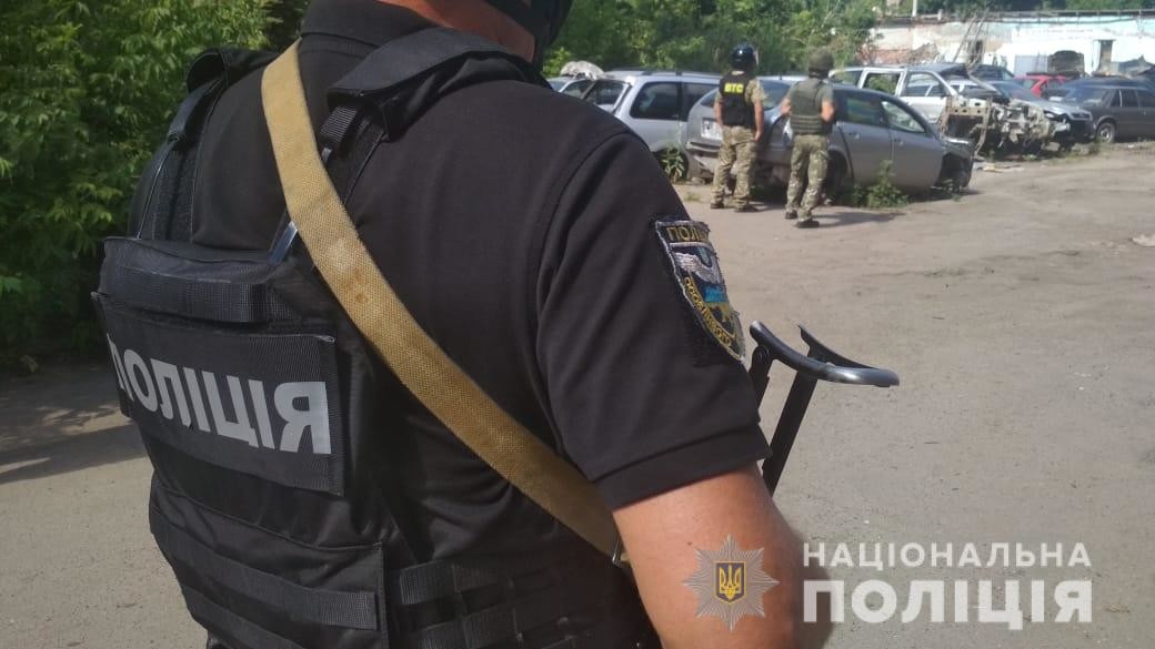 Дрони, кінологи та тепловізори: всю ніч тривали пошуки Полтавського терориста