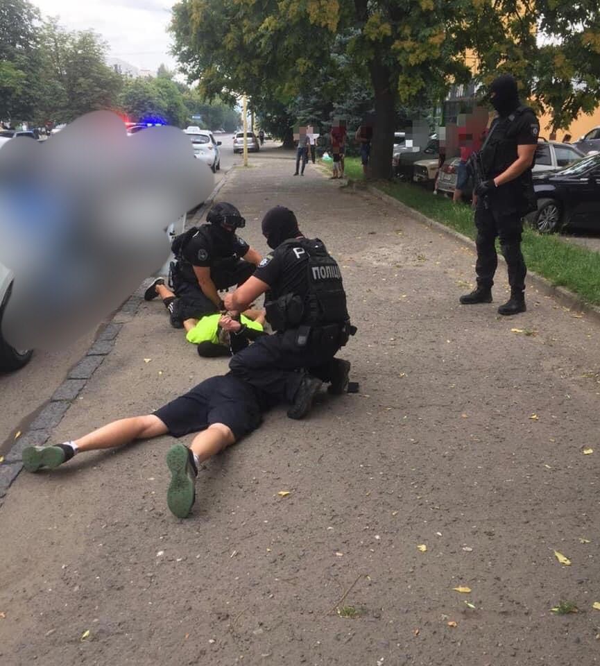 Офіційні подробиці резонансної спецоперації в Ужгороді (ФОТО)