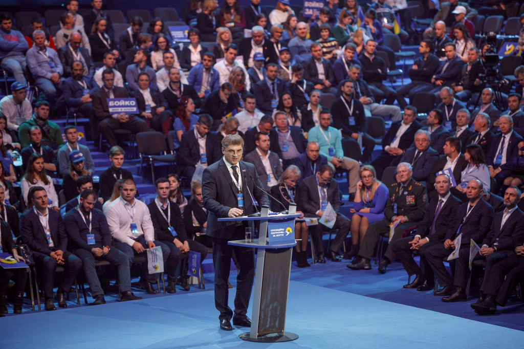 Іван Чубирко: «Розкрадання і оподаткування української землі – основна місія симбіозу влади Зеленського і «Слуг народу»