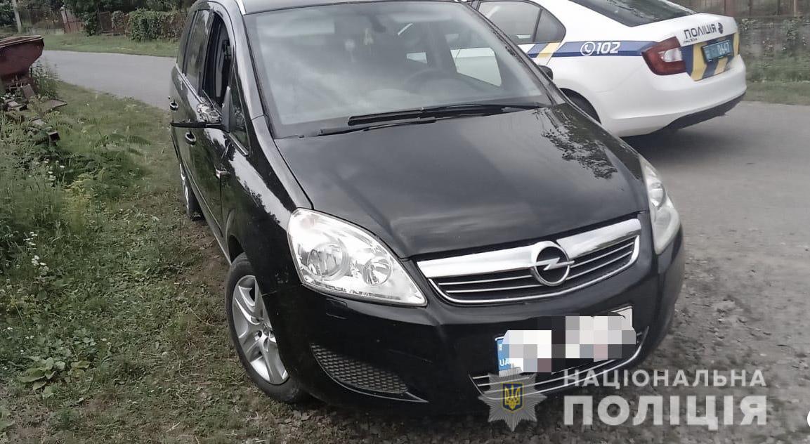 Ужгородець напідпитку наїхав на жінку та втік з місця пригоди