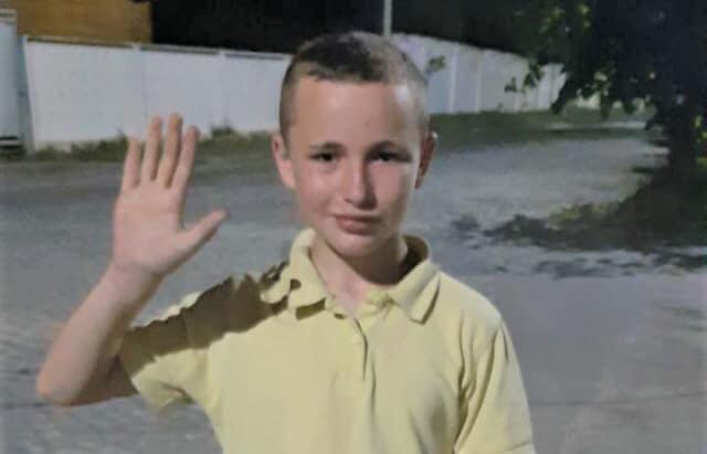 В Мукачеві набула резонансу історія хлопчика-втікача: містяни пропонують забрати дитину у матері (ФОТО)