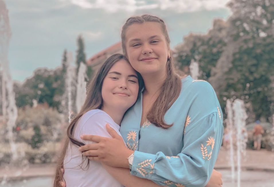 "ЕкоЧубака": дві ужгородки безкоштовно допомагають містянам вивозити сміття (ФОТО)