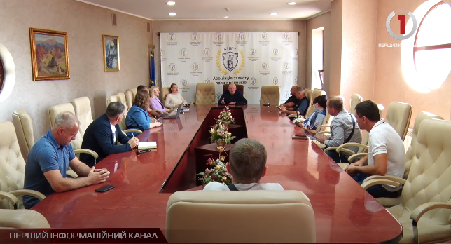 Закони про касові апарати для ФОП: закарпатські підприємці протестуватимуть у Києві (ВІДЕО)