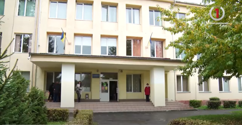 День виборів: особливості голосування в Мукачеві (ВІДЕО)